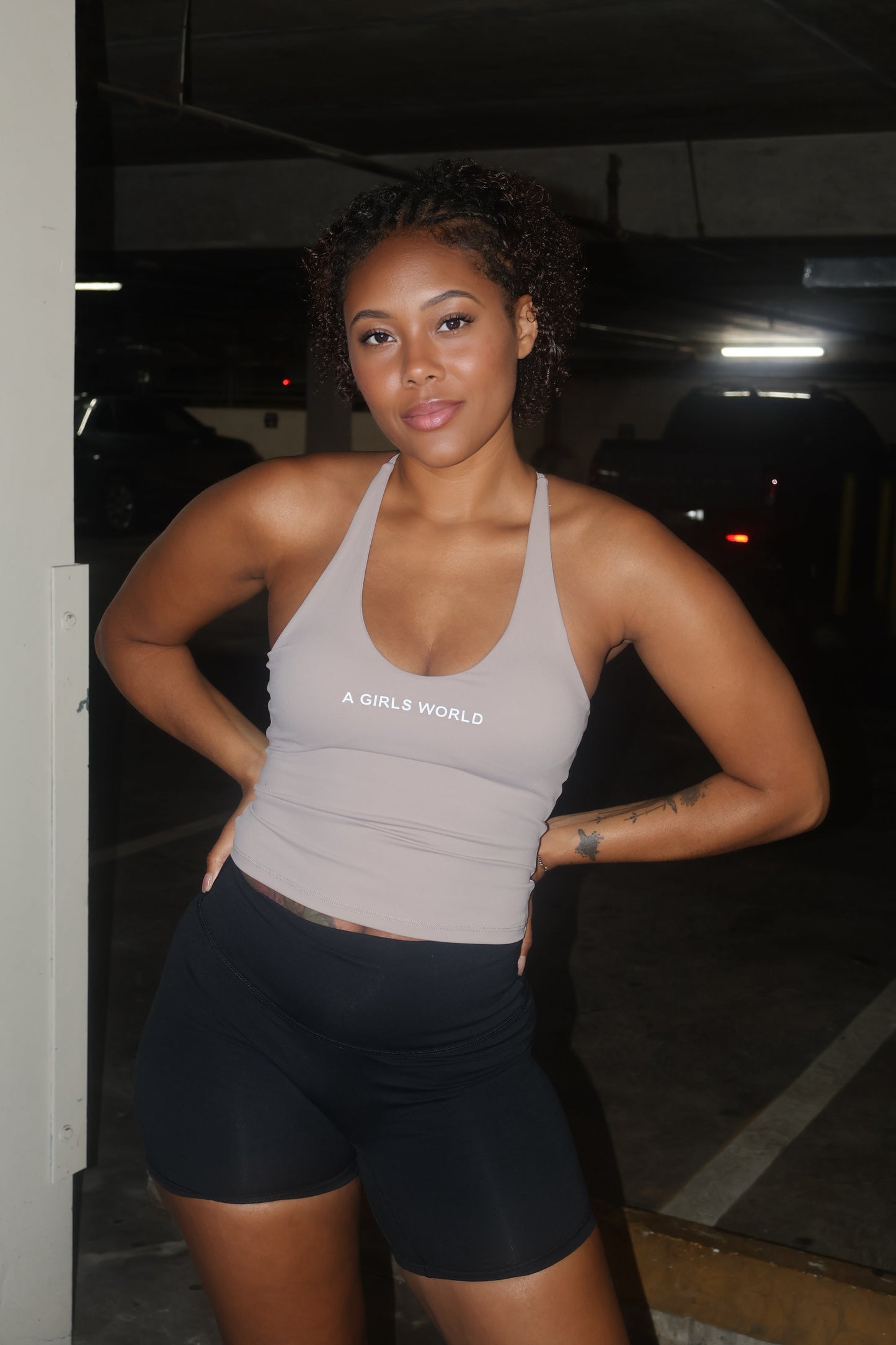 Contour Tank